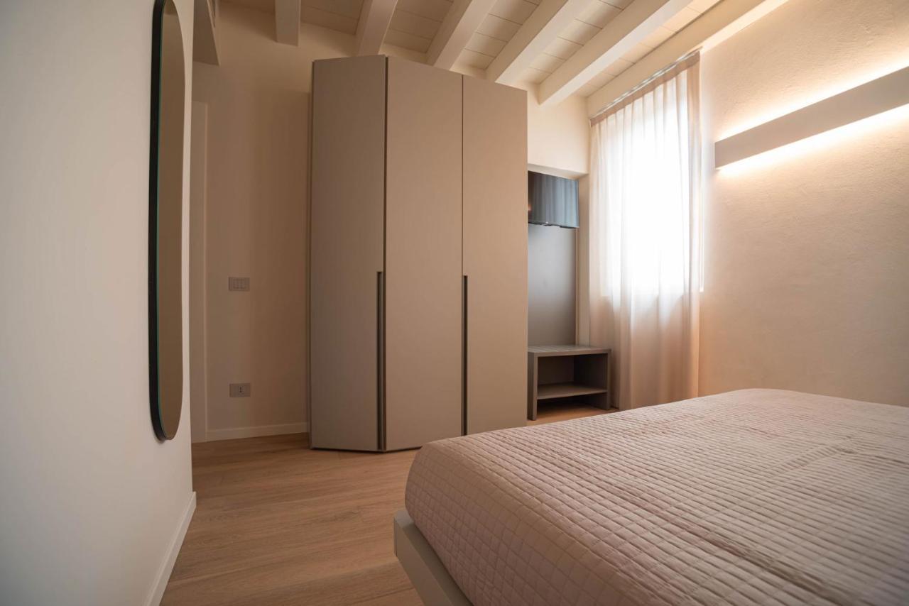 Calcirelli Suites เวโรนา ภายนอก รูปภาพ