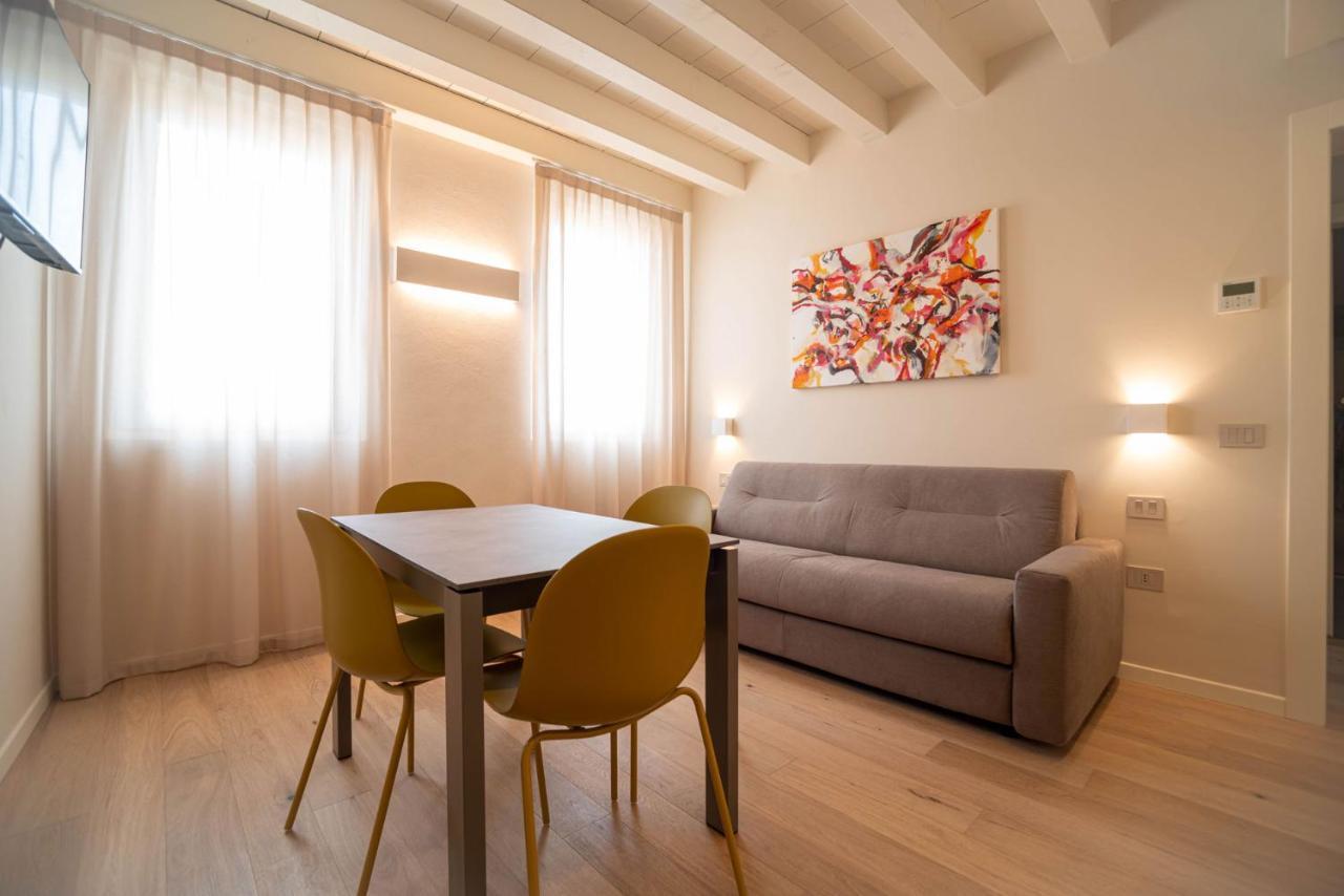 Calcirelli Suites เวโรนา ภายนอก รูปภาพ