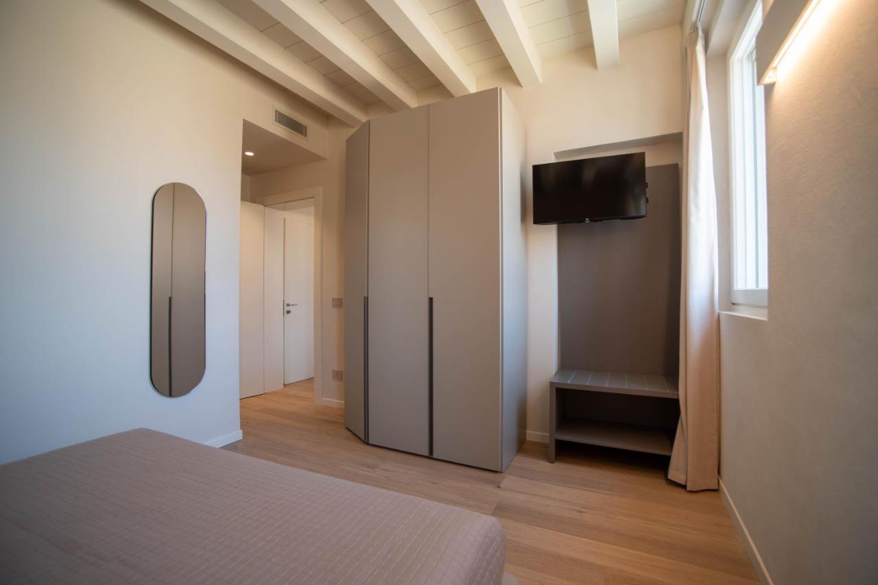 Calcirelli Suites เวโรนา ภายนอก รูปภาพ