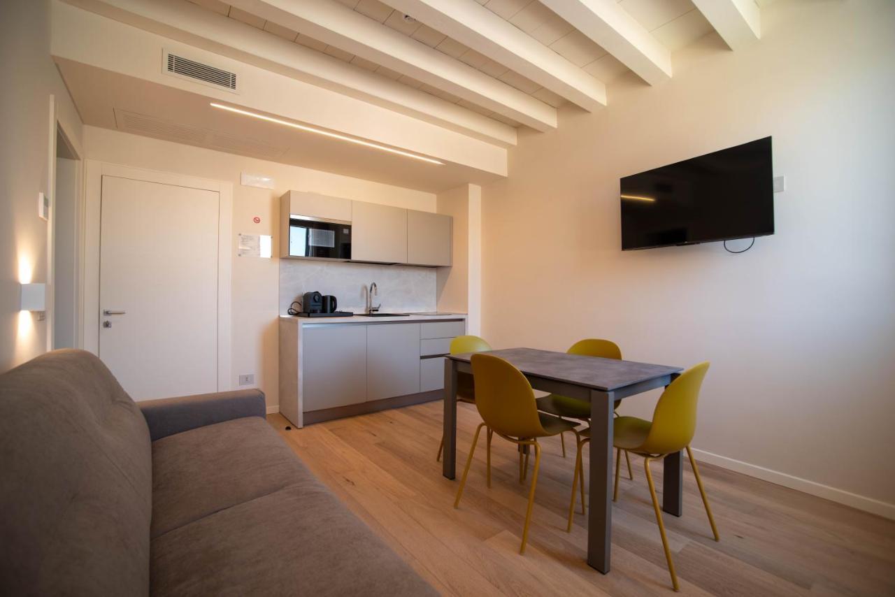 Calcirelli Suites เวโรนา ภายนอก รูปภาพ