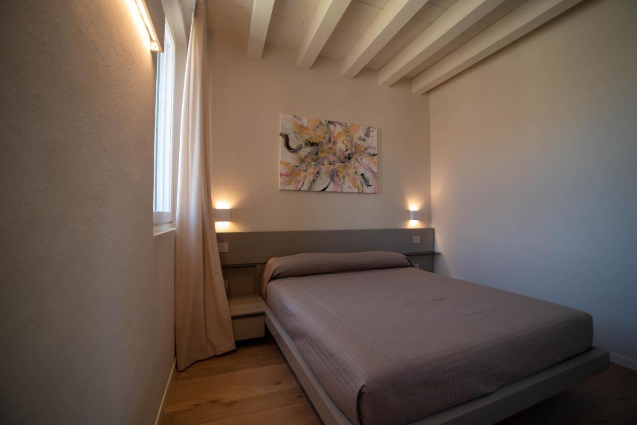 Calcirelli Suites เวโรนา ภายนอก รูปภาพ
